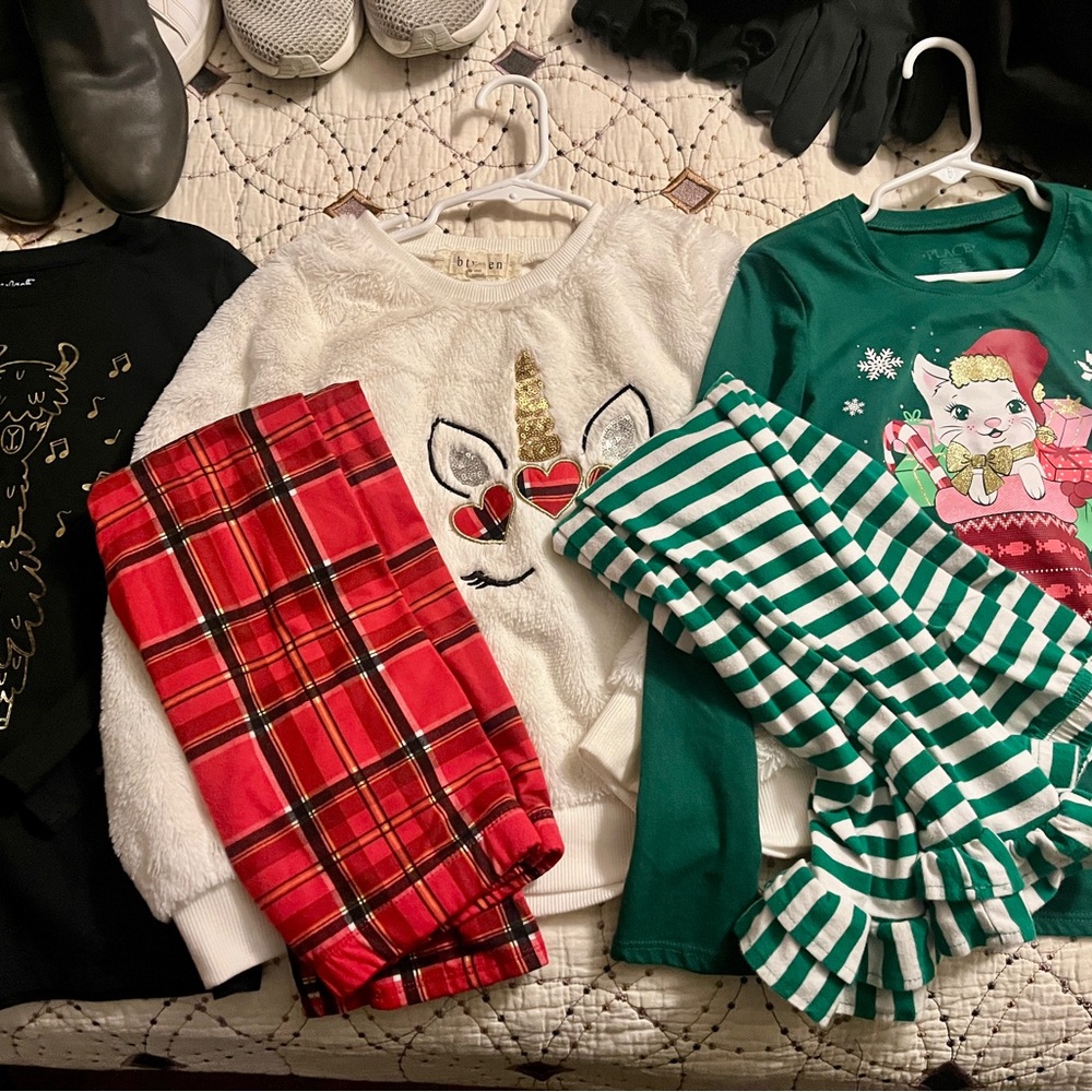 Girls 7/8 Christmas / Holiday Matching Sets